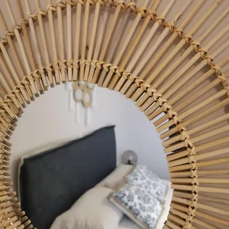 So Minimal Apartment *