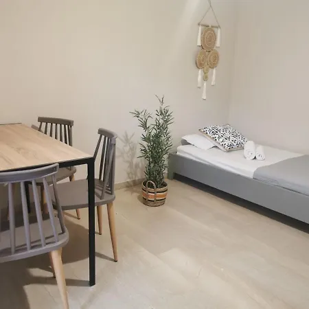 So Minimal Apartment *