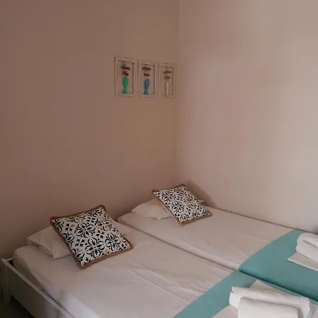 Apartment So Minimal Tolo